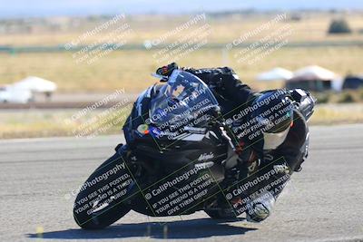 media/Oct-15-2023-TrackXperience (Sun) [[85198ff50b]]/Group 2/session 4 turn 3/